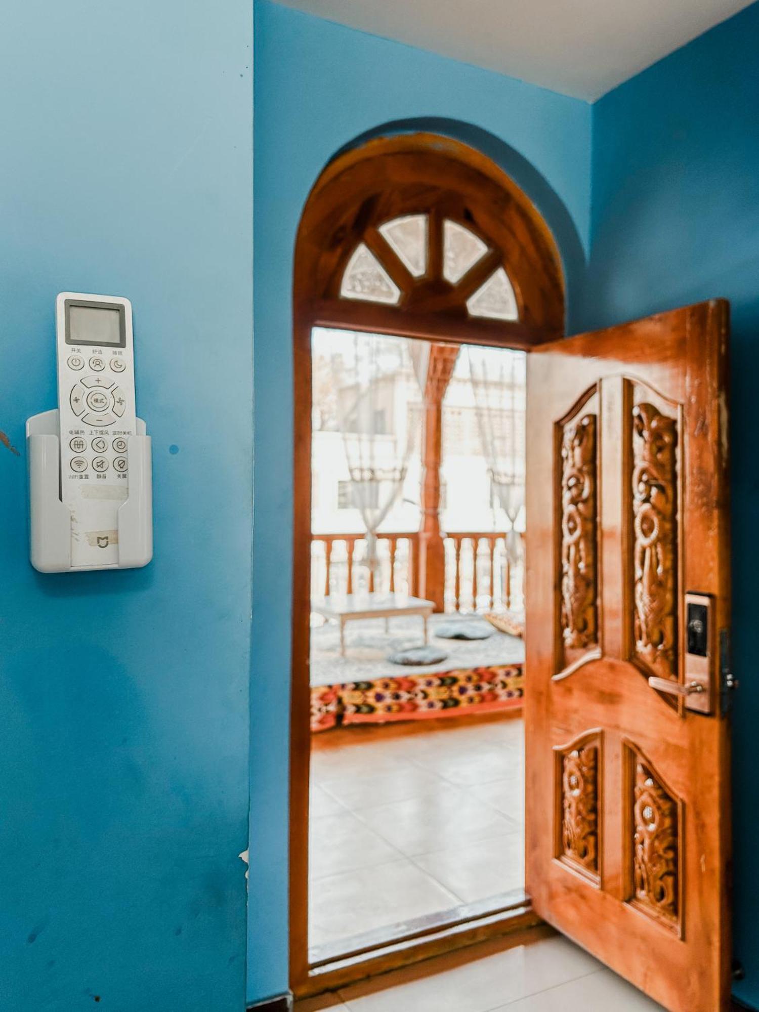 New Dap Hostel Turpan Exterior foto